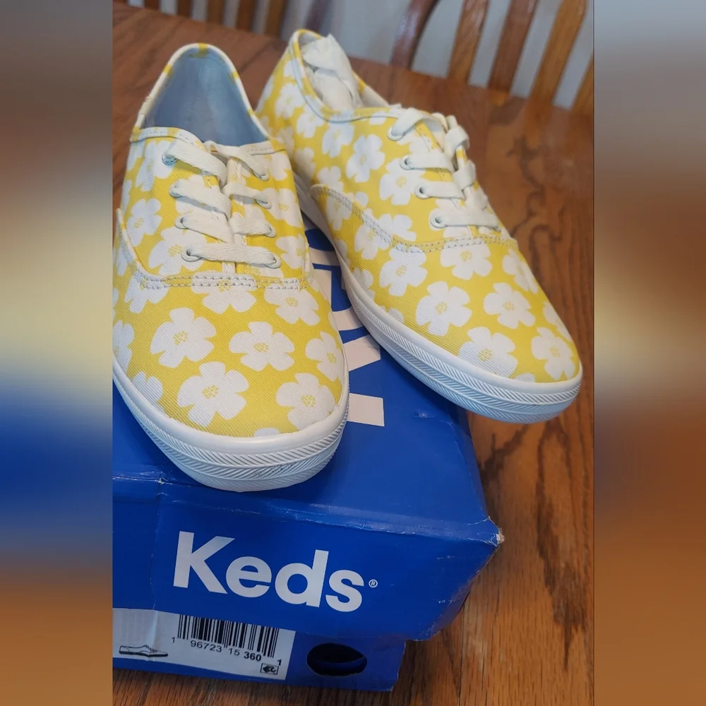 Keds Yellow and White Floral Sneakers Womens Size 8.5 - Picture 9 of 9
